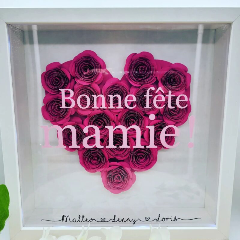 cadre coeur "bonne fête mamie" (copie)